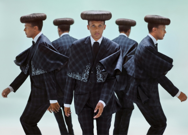 1 Persbeeld Stromae Multitude c michael ferire