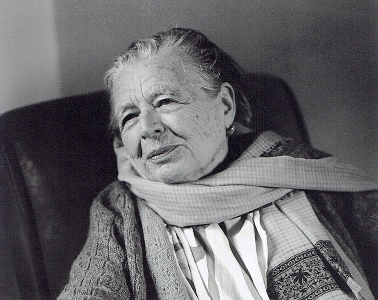 Marguerite_Yourcenar-Bailleul-1982.10.04._Foto-Bernhard_De_Grendel_15