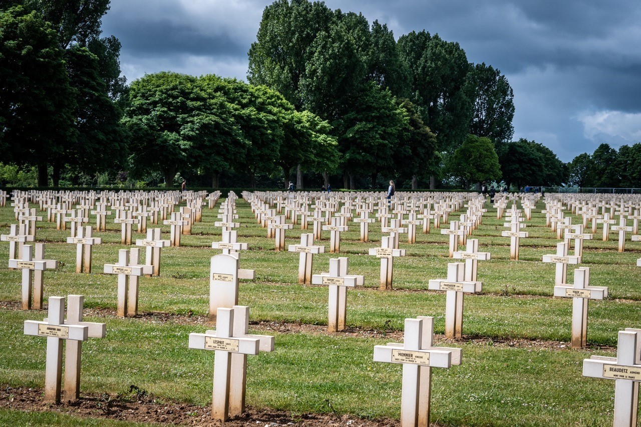 Des milliers de croix alignées 2