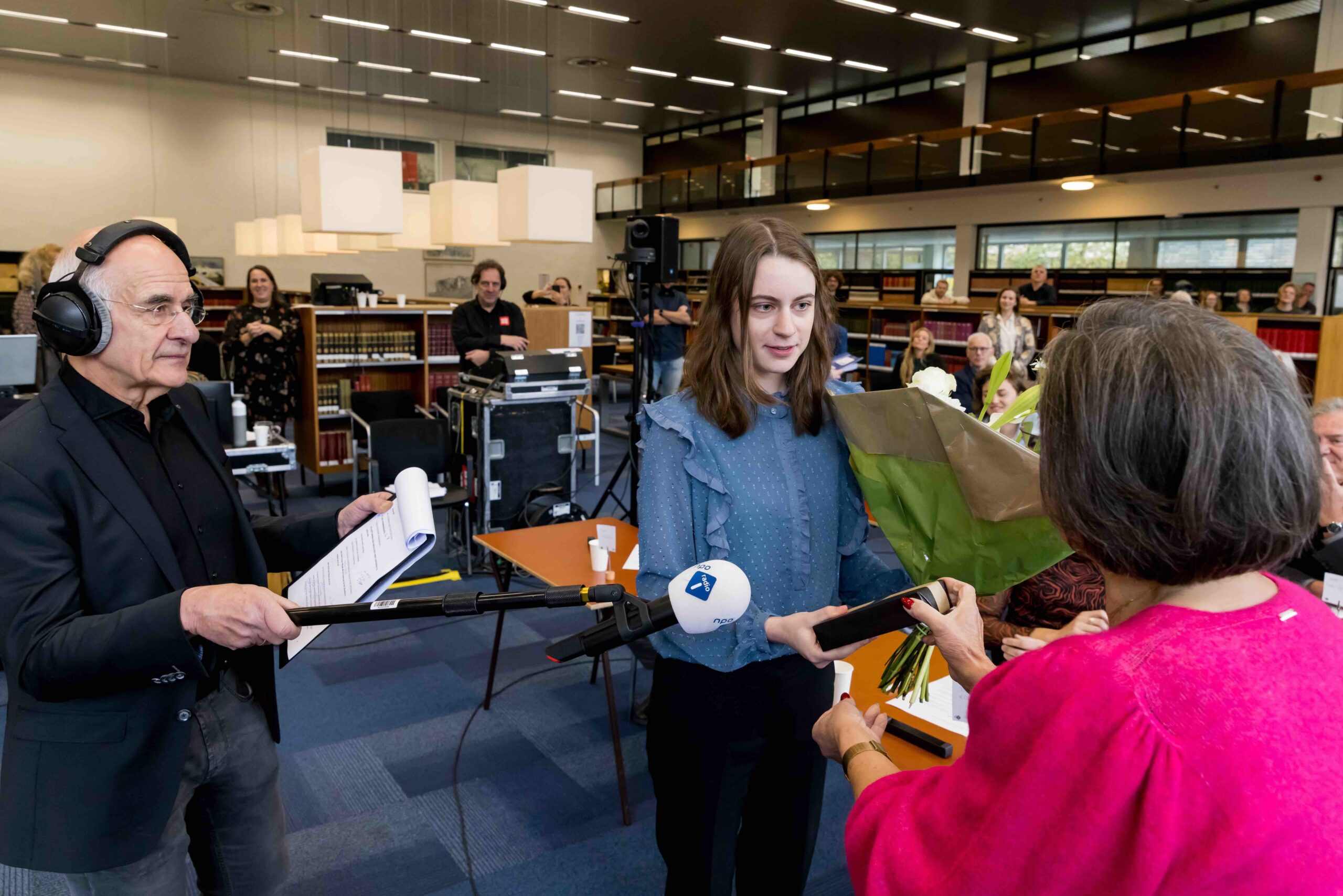 1 Winnares Suzanne Voets van Het Groot Dictee van de Nederlandse Taal 2021 Marcel Krijgsman 002