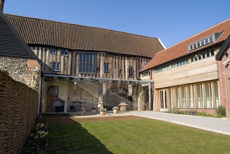 2006 glass gallery north wing