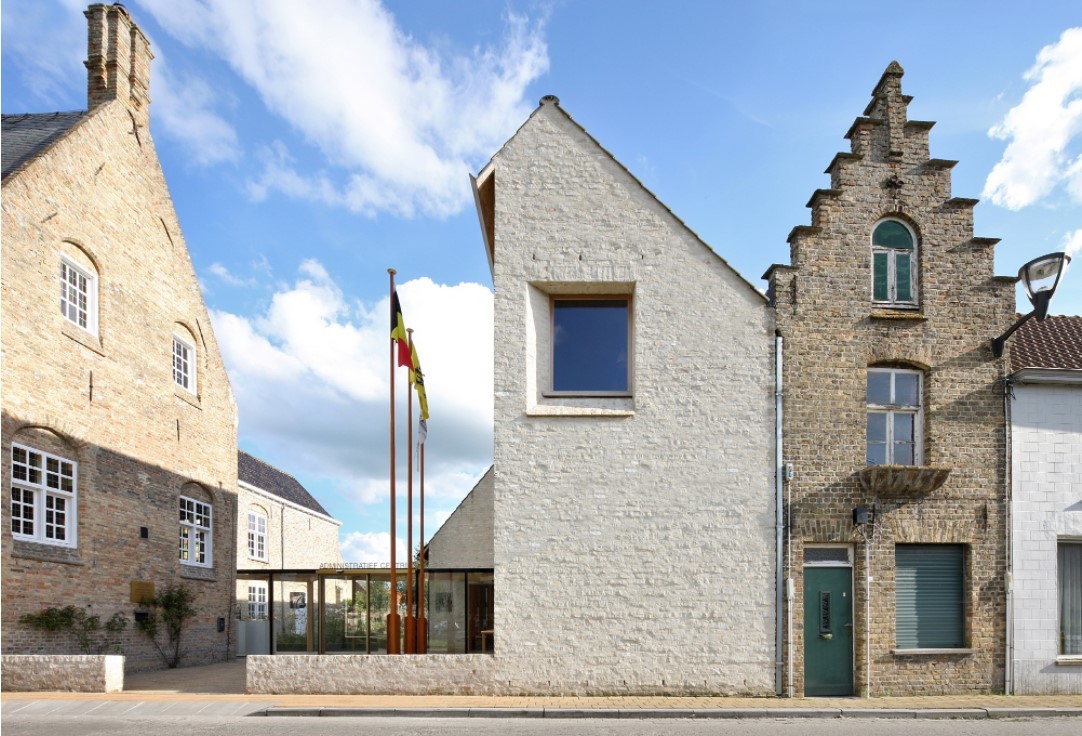 Stadhuis lo reninge c Filip Dujardin noa architecten